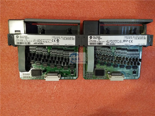 Allen-Bradley 1746-OB32 Current Sourcing DC Output Module 1746OB32
